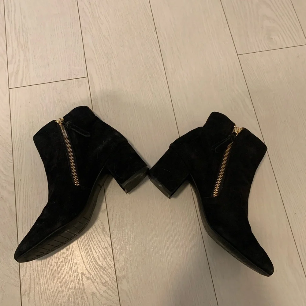 Cole Haan Saylor Grnd Botie II Boots Black Suede Size 6.5B